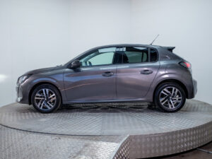 Peugeot NEW 208 2024 usado — hatchback | Pompeyo Carrasco