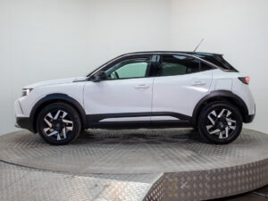 Opel MOKKA 2023 usado — hatchback | Pompeyo Carrasco
