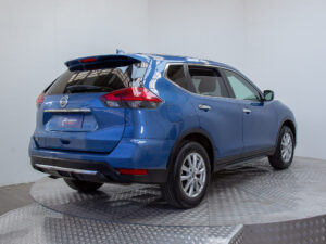Nissan X-TRAIL 2023 usado — vista 7 | Pompeyo Carrasco
