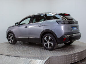 Peugeot 3008 2022 usado — transmisión automática | Pompeyo Carrasco