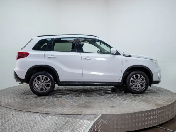 SUZUKI VITARA 2021 usado — Pompeyo Carrasco — foto 8