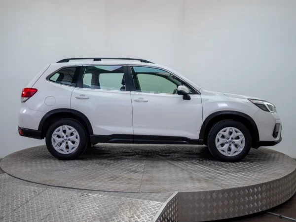 Subaru FORESTER 2021 usado — Pompeyo Carrasco — foto 8