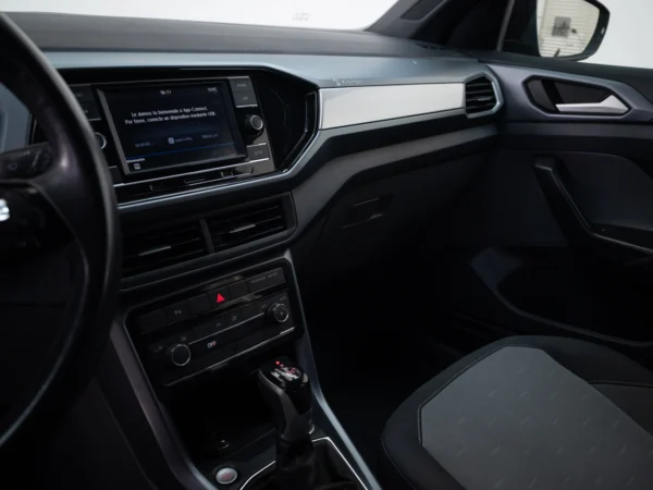 VOLKSWAGEN T-CROSS 2021 usado — Pompeyo Carrasco — foto 12