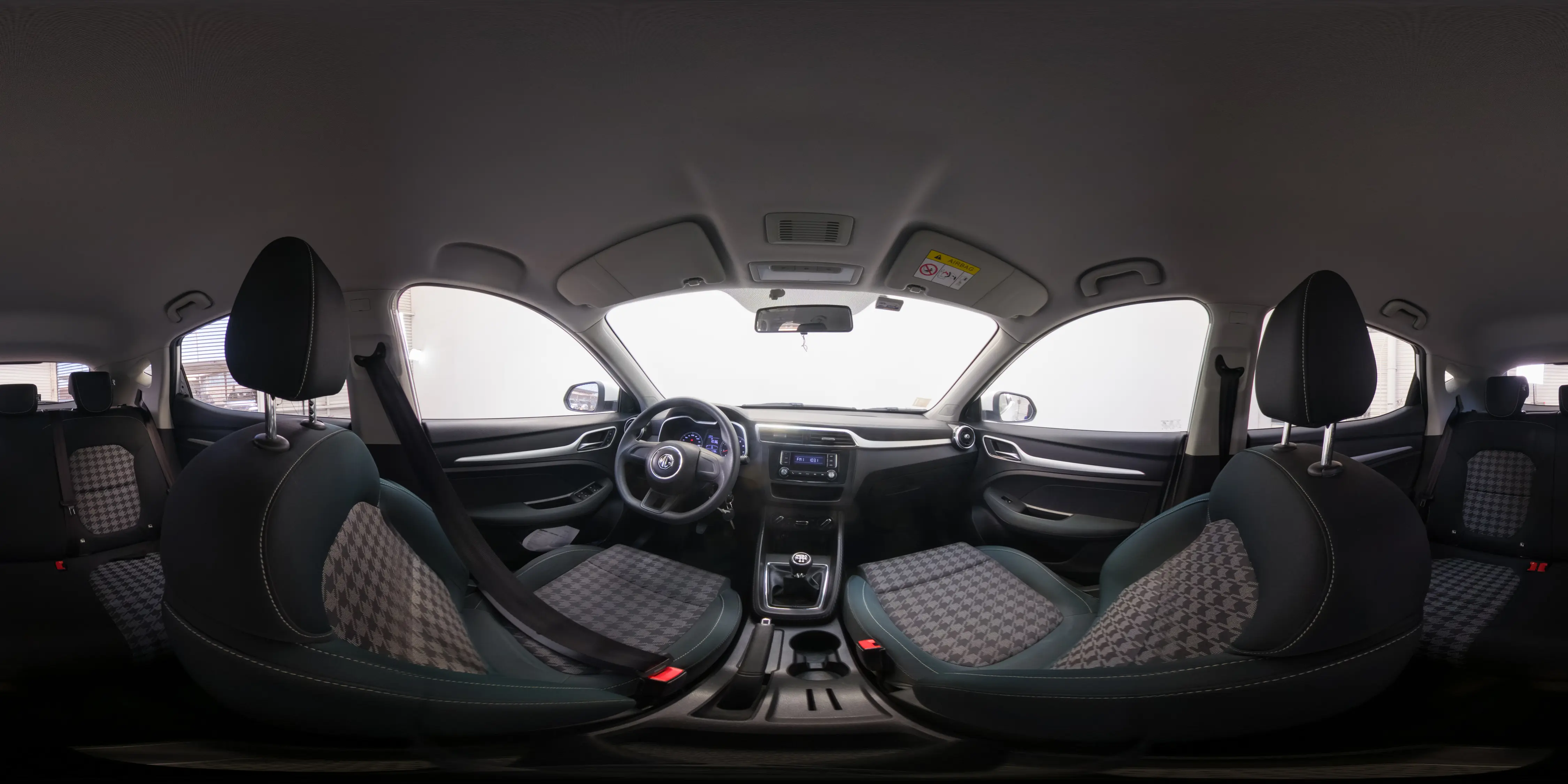 MG Zs — foto 18 de 18