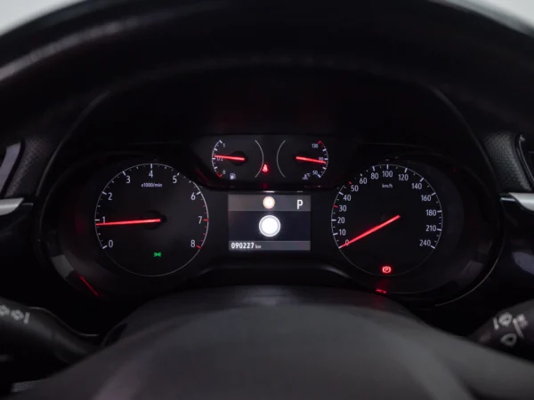 Opel CORSA 2021 usado — Pompeyo Carrasco — foto 13