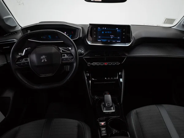 Peugeot 208 2022 usado — Pompeyo Carrasco — foto 16