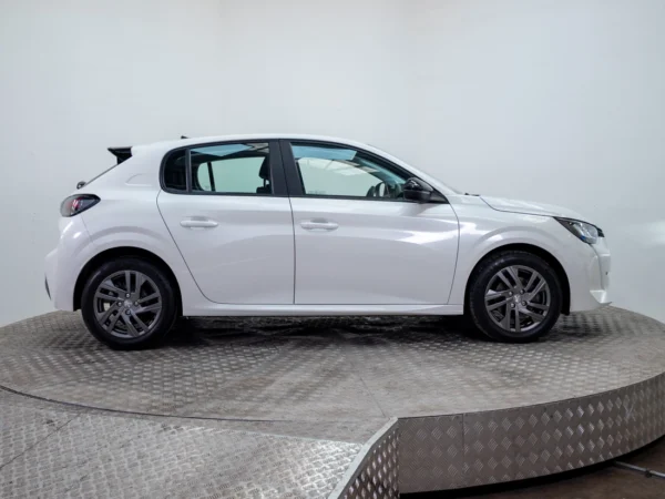 Peugeot 208 2022 usado — Pompeyo Carrasco — foto 8