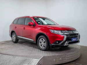 MITSUBISHI OUTLANDER usado