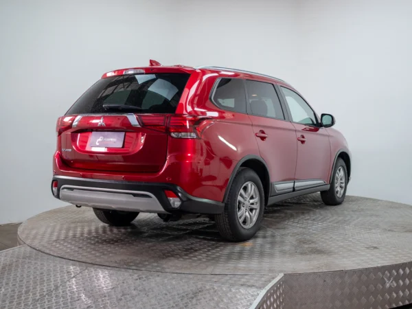 MITSUBISHI OUTLANDER 2023 usado — Pompeyo Carrasco — foto 7