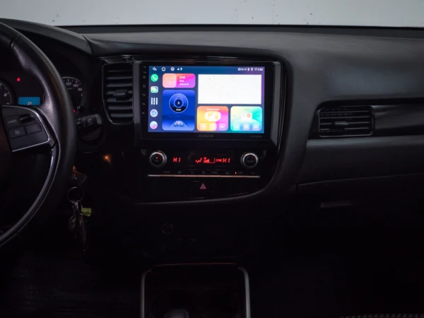 MITSUBISHI OUTLANDER 2023 usado — Pompeyo Carrasco — foto 16