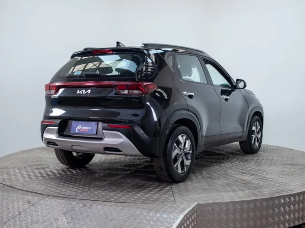 Kia SONET 2023 usado — Pompeyo Carrasco — foto 7