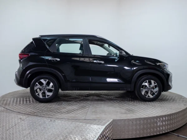 Kia SONET 2023 usado — Pompeyo Carrasco — foto 8