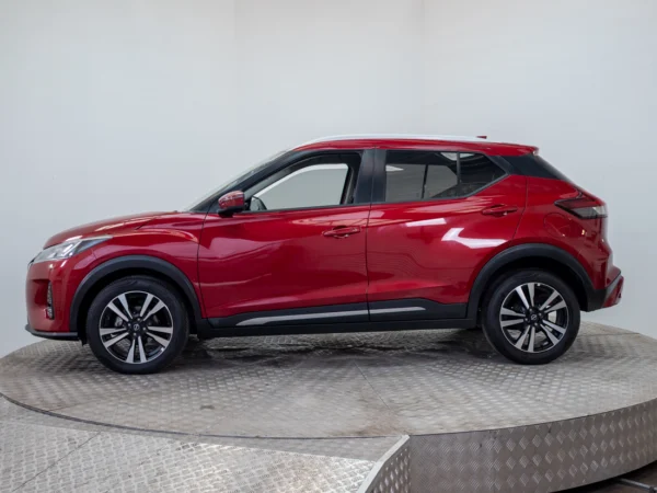 NISSAN KICKS 2023 usado — Pompeyo Carrasco — foto 4