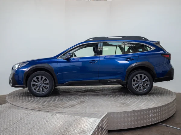 Subaru OUTBACK 2023 usado — Pompeyo Carrasco — foto 3