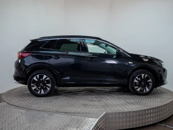 Opel GRANDLAND 2023 usado — Pompeyo Carrasco — foto 8