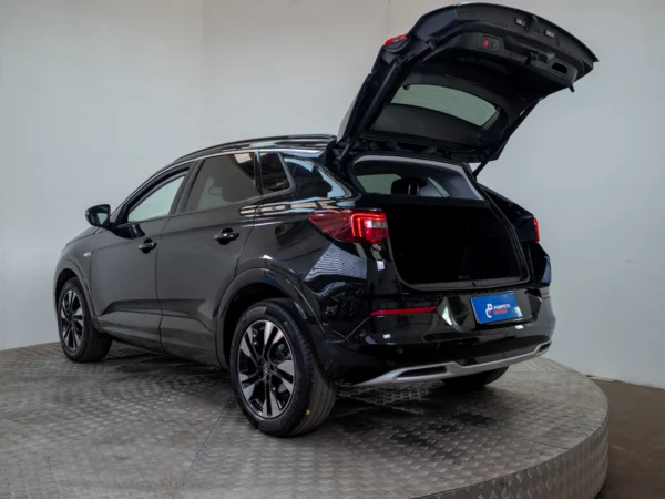 Opel GRANDLAND 2023 usado — Pompeyo Carrasco — foto 11