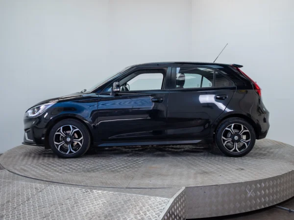 MG 3 2023 usado — Pompeyo Carrasco — foto 4