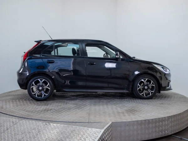 MG 3 2023 usado — Pompeyo Carrasco — foto 8