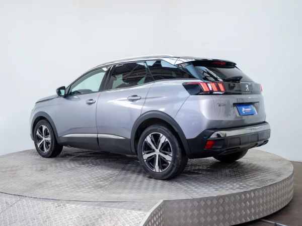 Peugeot 3008 2023 usado — Pompeyo Carrasco — foto 5
