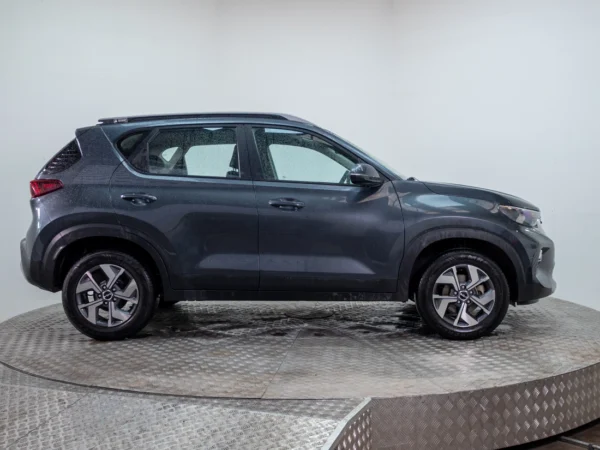 Kia SONET 2023 usado — Pompeyo Carrasco — foto 8