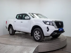Nissan NAVARA usado