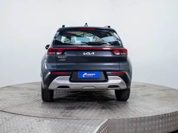 Kia SONET 2024 usado — Pompeyo Carrasco — foto 6