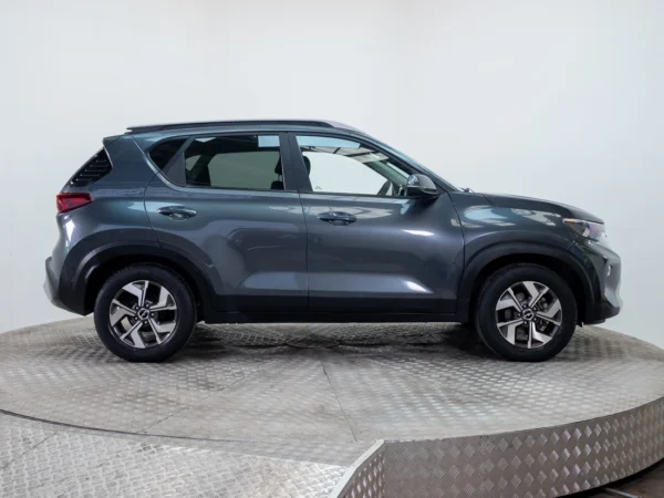 Kia SONET 2024 usado — Pompeyo Carrasco — foto 8