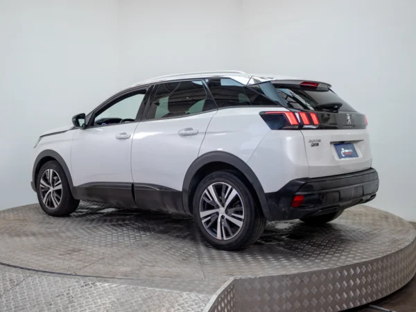 Peugeot 3008 2024 usado — Pompeyo Carrasco — foto 5