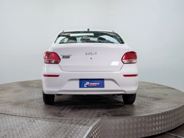 Kia SOLUTO 2024 usado — Pompeyo Carrasco — foto 5