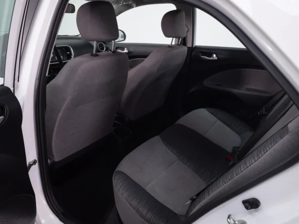 Kia SOLUTO 2024 usado — Pompeyo Carrasco — foto 13
