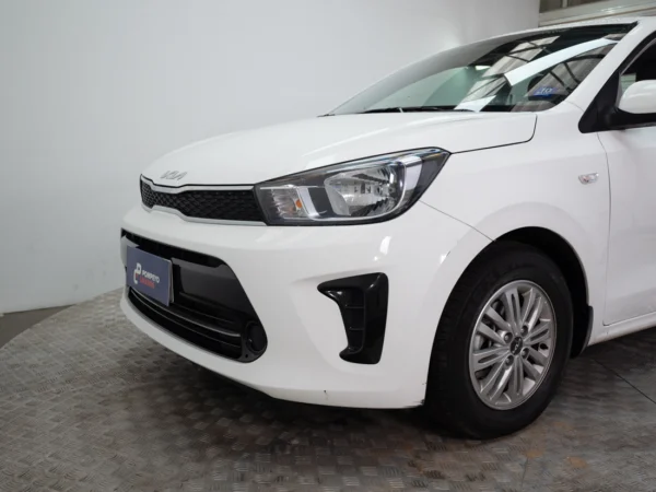Kia SOLUTO 2024 usado — Pompeyo Carrasco — foto 17