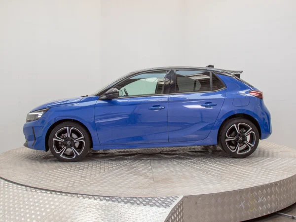 Opel CORSA 2024 usado — Pompeyo Carrasco — foto 4