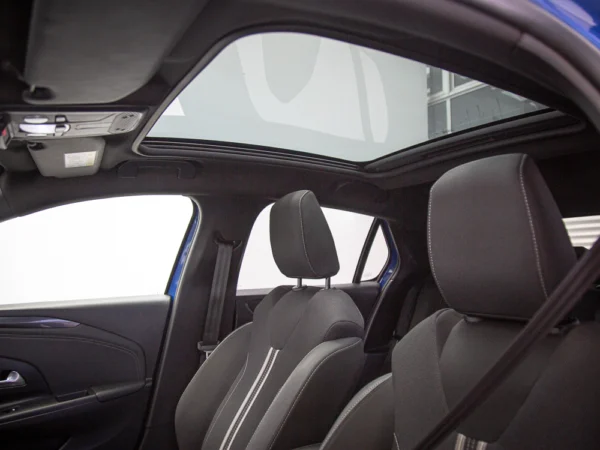 Opel CORSA 2024 usado — Pompeyo Carrasco — foto 16