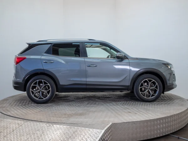 SSANGYONG KORANDO 2024 usado — Pompeyo Carrasco — foto 9