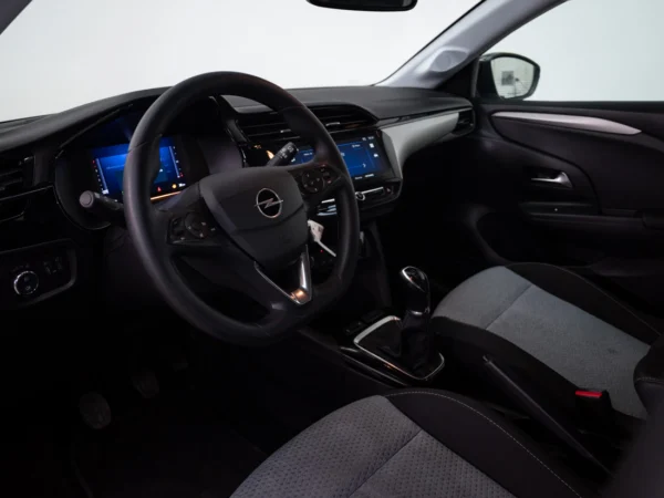 Opel CORSA 2024 usado — Pompeyo Carrasco — foto 12