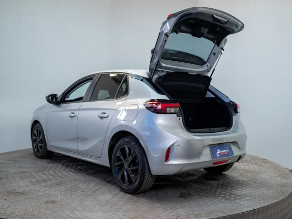 Opel CORSA 2024 usado — Pompeyo Carrasco — foto 10