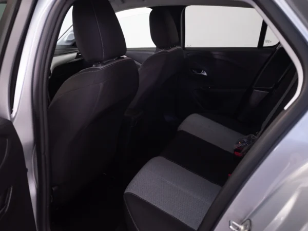 Opel CORSA 2024 usado — Pompeyo Carrasco — foto 14