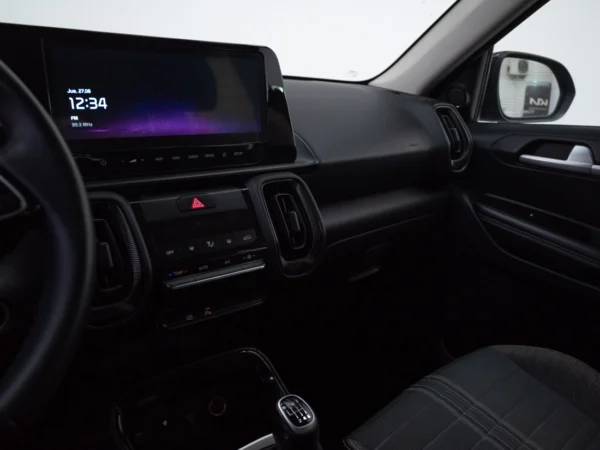 Kia SONET 2025 usado — Pompeyo Carrasco — foto 12