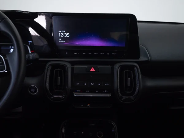 Kia SONET 2025 usado — Pompeyo Carrasco — foto 16