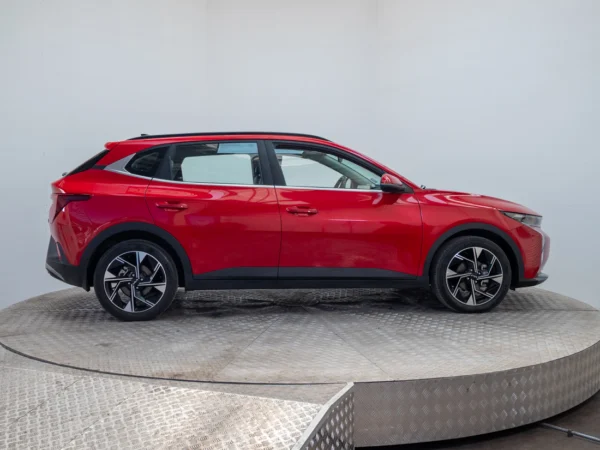 Kia K3 Cross 2025 usado — Pompeyo Carrasco — foto 8