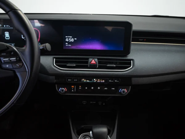 Kia K3 Cross 2025 usado — Pompeyo Carrasco — foto 16