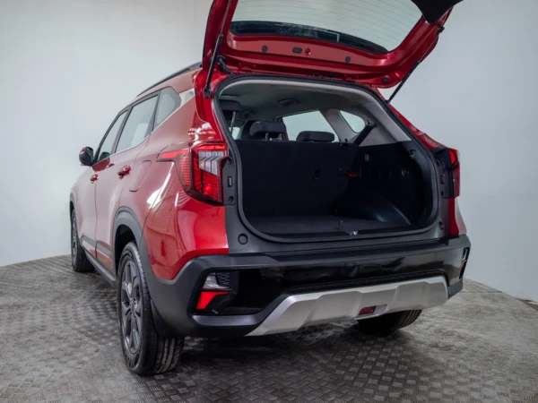 Kia SELTOS 2025 usado — Pompeyo Carrasco — foto 10