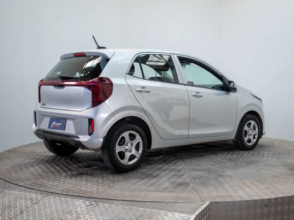 Kia MORNING 2025 usado — Pompeyo Carrasco — foto 7