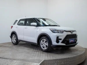 TOYOTA RAIZE usado