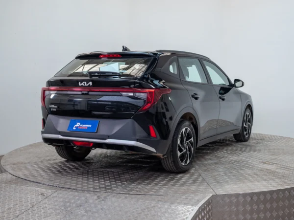 Kia K3 Cross 2025 usado — Pompeyo Carrasco — foto 7