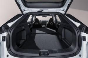 Maletero de 525 litros del Dongfeng L7