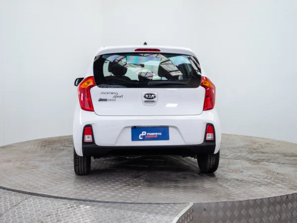 Kia MORNING 2017 usado — Pompeyo Carrasco — foto 5