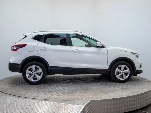NISSAN QASHQAI 2018 usado — Pompeyo Carrasco — foto 7