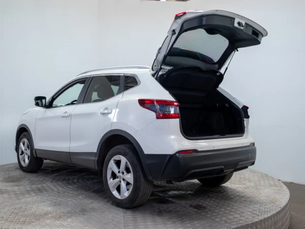 NISSAN QASHQAI 2018 usado — Pompeyo Carrasco — foto 9
