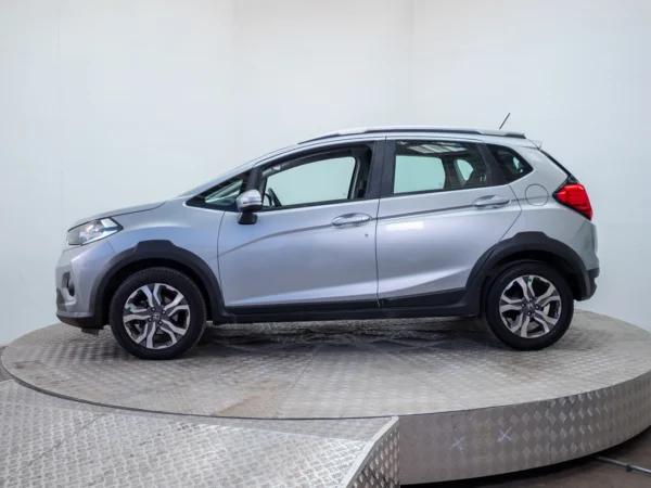 HONDA WRV 2018 usado — Pompeyo Carrasco — foto 4